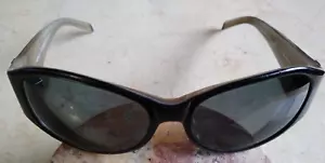 EUC SUNGLASSES WRAP BLACK ADRIENNE VITTADINI AV5 56-16-135 TIGER STRIPE - Picture 1 of 5
