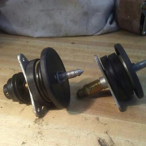 Roberts model 778x reel to reel tape recorder hubs - Picture 1 of 3