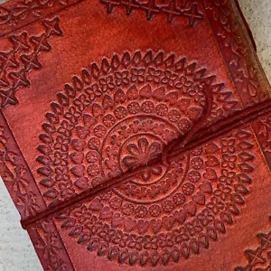 Cuaderno de cuero chakra rojo mandala libro 7x5 blanco diario de papel de algodón diario - Imagen 1 de 7