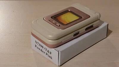 Nokia 7390 - Dummy Mobile Phone Shop Display Model  ** Not Working ** - Image 1 of 4