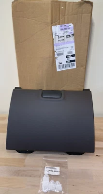 Guantera inferior compartimento para tablero #22972490 OEM GMC Sierra 1500 3500 2014-19 NUEVO Foto 1 de 4