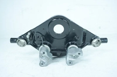 2011 Harley Touring Electra Glide Ultra 原始设备制造商前叉上三树夹 — 第 1/4 张图片