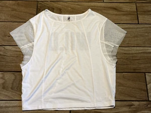 Gr. Small Free People Movement "WILD" Kurzarm weiß Damen - Bild 1 von 4