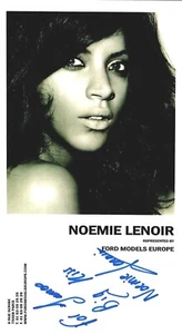 "Französisches Supermodel" Noémie Lenoir handsigniertes 4,5x7,5 s/w Foto - Bild 1 von 2