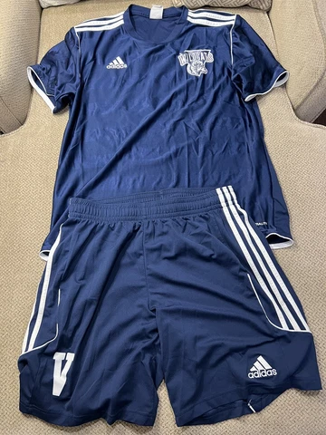 Villanova Wildcats Adidas Soccer Team Uniform Jersey & Shorts Kit Large #15 Cover