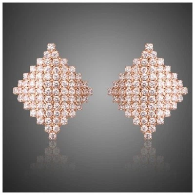 Preciosos pendientes envolventes triangulares dorados hechos con cristales de Swarovski S7 Foto 1 de 3