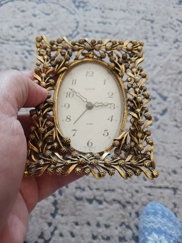 Vintage Stylebuilt Clock Vanity Decor Ormolu Rose Gold Gilt Rose Frame  4x3 Cover