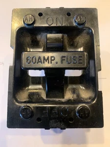 AH ARROW HART 27162-22 60 AMP FUSIBLE 240 VOLTIOS 60 AMP PORTAFUSIBLES EXTRAÍBLE - Imagen 1 de 5