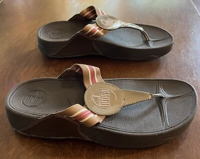 Sandalias FITFLOP Bronce y Rayas WALKSTAR Tanga FLIP FLOP MUJER’S Talla 9 EE. UU. Foto 1 de 4