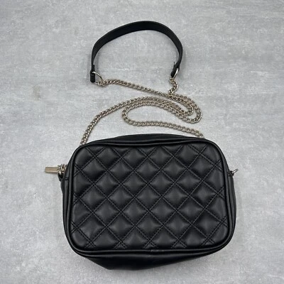 FOREVER 21 Pequeño Negro Cartera Bolso Bandolera con Cadena Dorada Polivinilo Foto 1 de 4