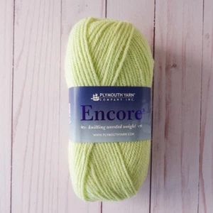 Plymouth Encore Worsted ~ Lot of 13 ~ #450 Green ~ Classic ~ Wool & Acrylic - Picture 1 of 3