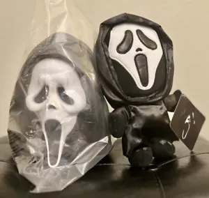 Scream VI Cinemark Exclusive Popcorn Bucket and Plush - Picture 1 of 1