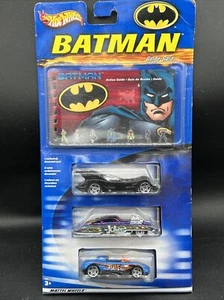 2003 Hot Wheels BATMAN JOKER BANE 3 Car Set Action Guide Book DC Comics FREE SHI - Picture 1 of 6