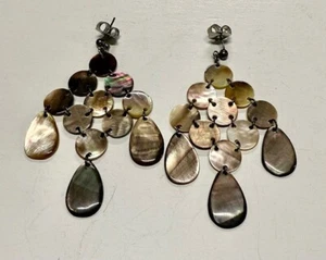 Viktoria Hayman Taupe Mother Of Pearl Iridescent Small Chandelier Earrings - Picture 1 of 4