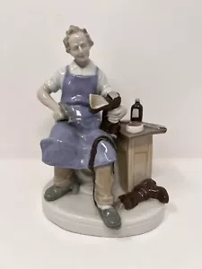 Carl Scheidig Porzellan Schuster Figur Porzellan Figuren Gräfenthal Germany - Bild 1 von 9