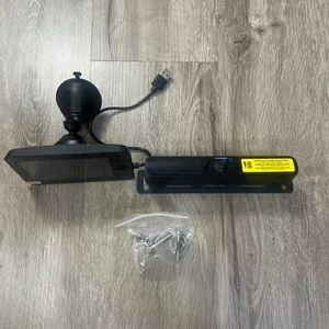 Sistema de cámara de respaldo inalámbrico con energía solar Scosche (WBUSSPF43-XC0) - Imagen 1 de 4