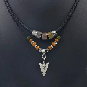 Collar de cuero en capas y cuentas - Colgante de flecha tribal vintage para hombre Reino Unido - Imagen 1 de 5
