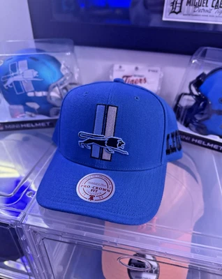 Detroit Lions Mitchell & Ness Snapback - Ala curva - Tonal azul Foto 1 de 4