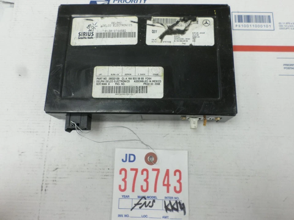 SIRIUS SATELLITE RECEIVER MODULE MERCEDES BENZ W251 R350 2006 1648205889 OEM - Image 1 of 1