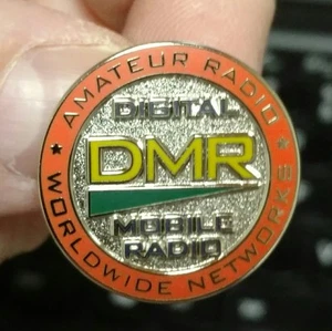 Radioaficionado Radio Digital Móvil (DMR) Solapa Pin EDICIÓN LIMITADA - Imagen 1 de 1