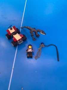 Dinosaure LEGO 7473 Dino Attack Street Sprinter vs. Mutant Lizard - Imagen 1 de 5