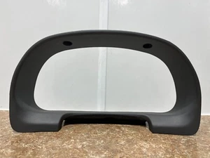 2003 VOLVO V40 WAGON SPEEDOMETER BEZEL - Picture 1 of 2