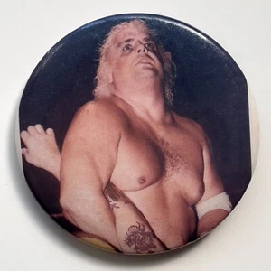 Pin DUSTY RHODES vintage años 70-80 NWA WWE (WWF) luchador botón insignia 2,25" - Imagen 1 de 2