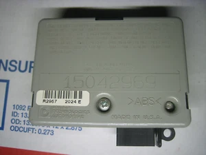 GM Anti-Theft Keyless Entry Key Fob Module Receiver Remote Control 15042969 - Picture 1 of 2