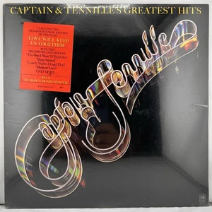 Sealed 1977 Captain & Tennille's Greatest Hits Soft Rock Poster A&M Records LP - Picture 1 of 6