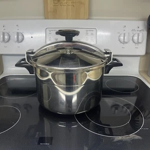 Magefesa Pressure Cooker 18/10 8.45 Quart Spain - Picture 1 of 12