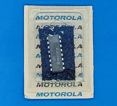 MOTOROLA TYPE MC14040CP CHIP - Image 1 of 3