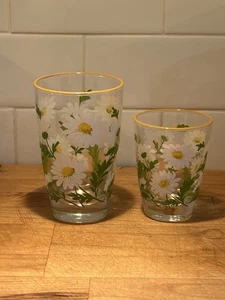 Vintage~Libbey Glass~8 0z Water & 4oz Juice Glass~Clear~White Daisies~Yellow MCM - Picture 1 of 16