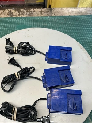 Три (3) LIFE-LIKE 21649 ХОББИ ТРАНСФОРМАТОР 390J 20VAC 18VDC-HO масштаб - Изображение 1 из 3