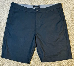 Travis Mathew Men’s Performance Stretch Golf Shorts 40x10 Black NWOT PERFECT - Picture 1 of 8