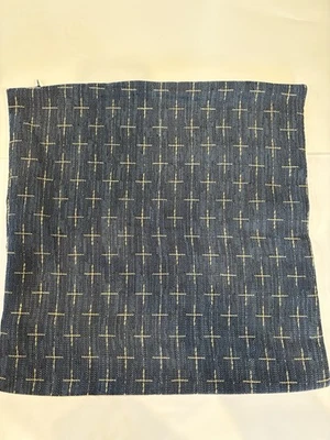 深蓝色枕套 2 16 英寸 x 16 英寸十字架纹理牛仔布方形外观 — 第 1/4 张图片