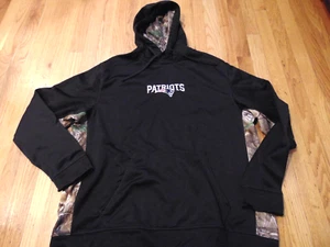 NFL NEW ENGLAND PATRIOTS PERFORMANCE BLACK AND CAMO HOODED SWEATSHIRT SIZE XL - Picture 1 of 4