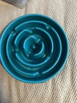 Outward Hound Fun Feeder Slo Bowl, Slow Feeder Dog Bowl  Regular Turquoise - Imagem 1 de 2