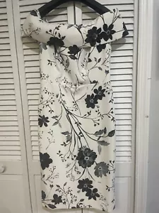 Calvin Klein Dress Womens Sz 4 Dress 35” Length - Picture 1 of 10