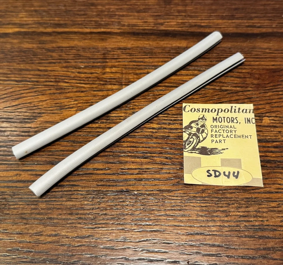 Juego de tiras de goma para caja de herramientas Barracuda Benelli / Motobi 125cc y 200cc Sprite 250cc Foto 1 de 1