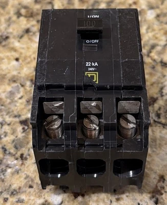 DISJUNTOR COMERCIAL QUADRADO D QO3100 3 PÓLOS 100 amp PLUG IN. 22KA - Imagem 1 de 4