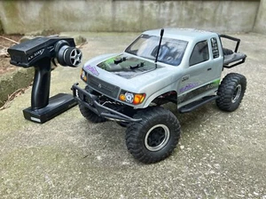 Axial SCX10 Trail Honcho Rock Crawler 1/10 Scale Trail Truck - Picture 1 of 16