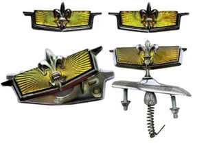 NEW 1977 1990 CHEVROLET CAPRICE TRUNK AND FRONT GOLD LOCK EMBLEM CHEVY FULL SET - Bild 1 von 7
