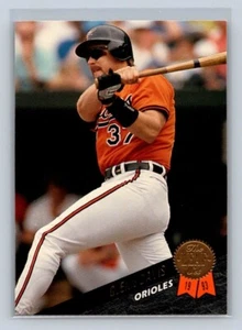 1993 Leaf Serie 1 Baseball #45 Glenn Davis Baltimore Orioles - Bild 1 von 2