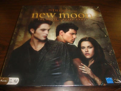 The TWILIGHT Saga New Moon The Movie - Board Game 2009 - New Factory Sealed NIB - Image 1 of 2
