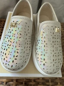 Michael Kors Jem Olivia II Kleinkind Mädchen Farbe Sunset Slipper flache Schuhe Größe 7 - Bild 1 von 5