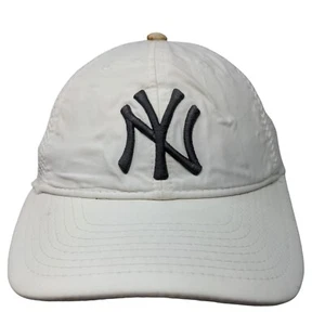 New Era Women's Strapback Mesh Back Hat White OSFM Embroidered New York Yankees - Picture 1 of 10