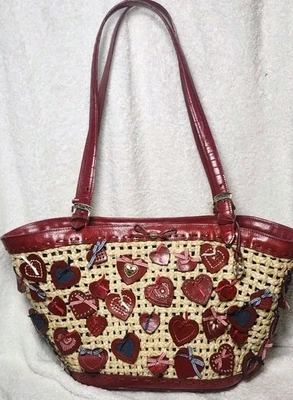 Bolsa de ombro Brighton grande couro de palha muito rara aposentada Linda Heart Patches - Imagem 1 de 4