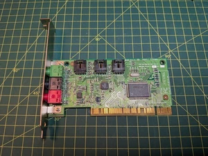 CT5806, AUDIOPCI0119, Creative Labs PCI Sound Blaster Sound Card - Picture 1 of 3