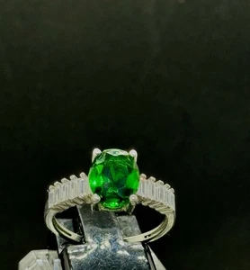 Lab Created Emerald Oval Ring | 925 Sterling Silver | Size 8 | UK Seller - Picture 1 of 6