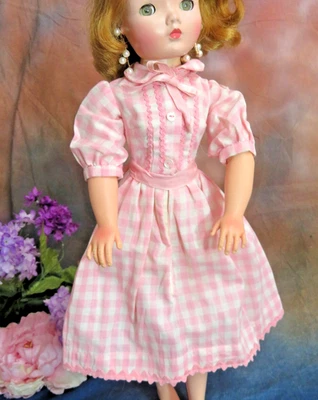 Vestido de muñeca vintage de algodón rosa-blanco para Madame Alexander Cissy hecho a mano Foto 1 de 4